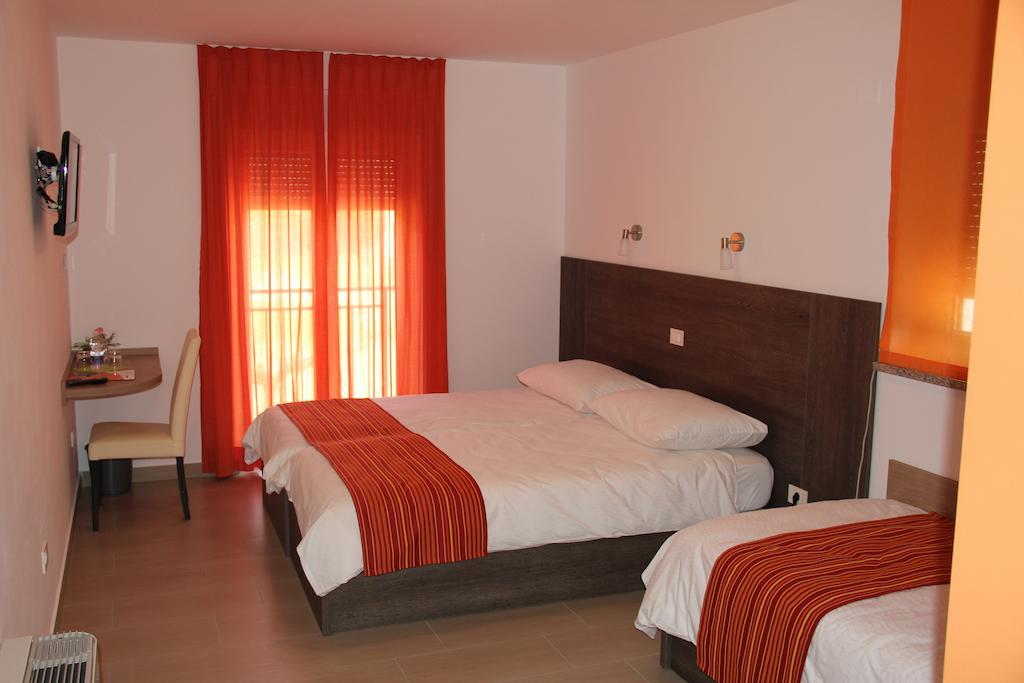Guesthouse Ošterija Branik Kamer foto